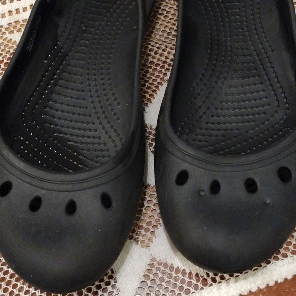 Crocs - Picture 6 of 6